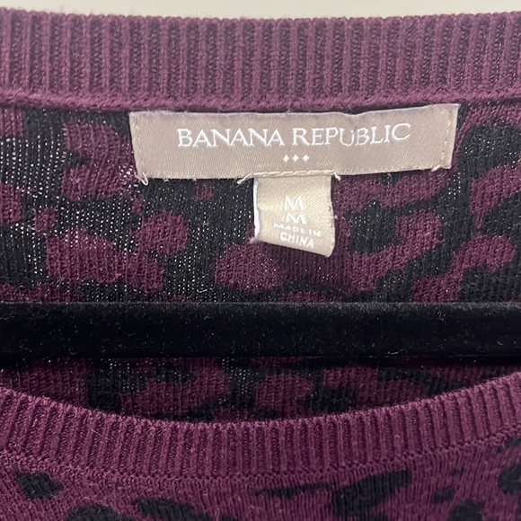 BANANA REPUBLIC SWEATER - Picture 3 of 5